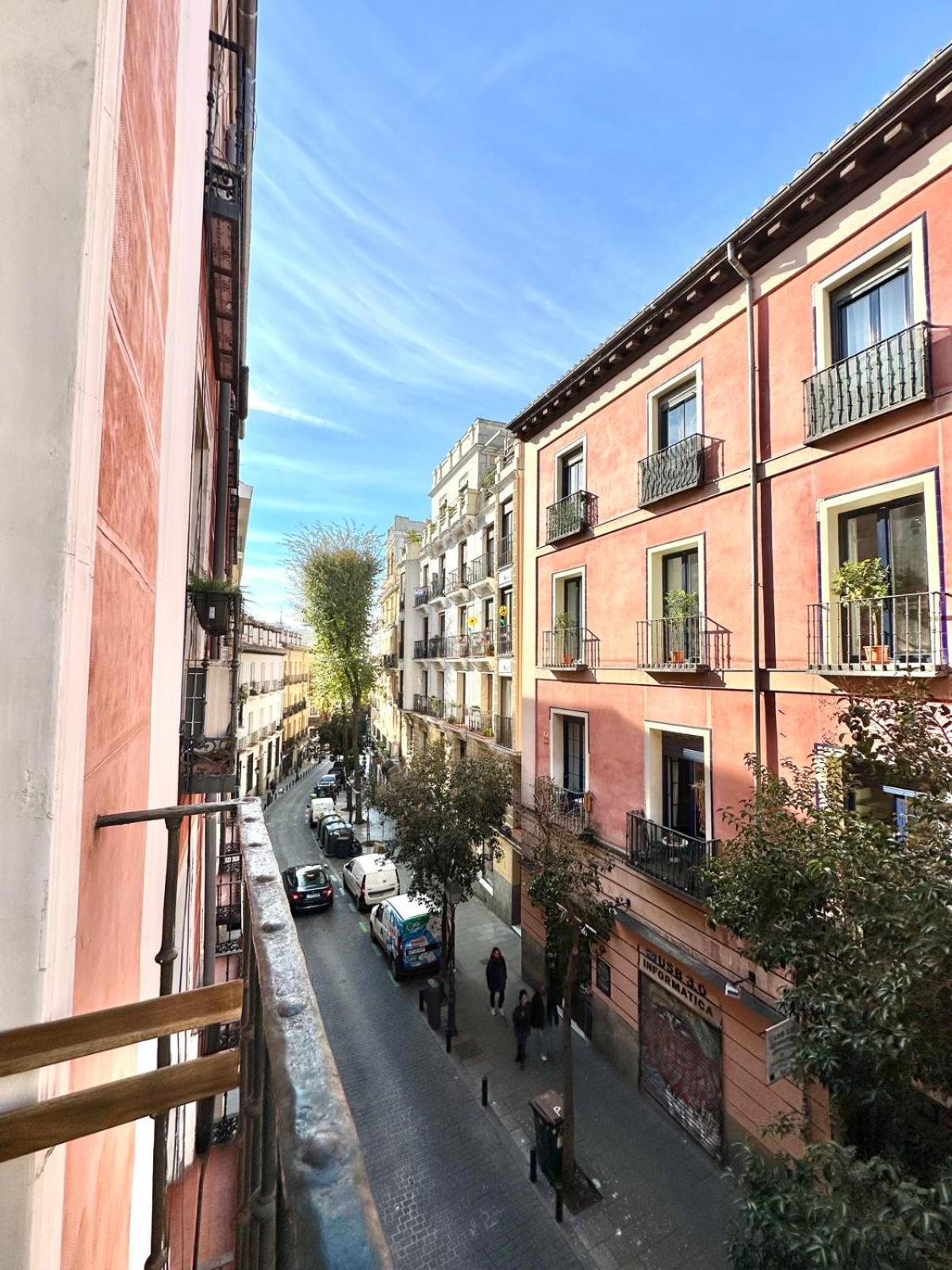 Apartment Lujoso En El Centro By Bebalmy Madrid